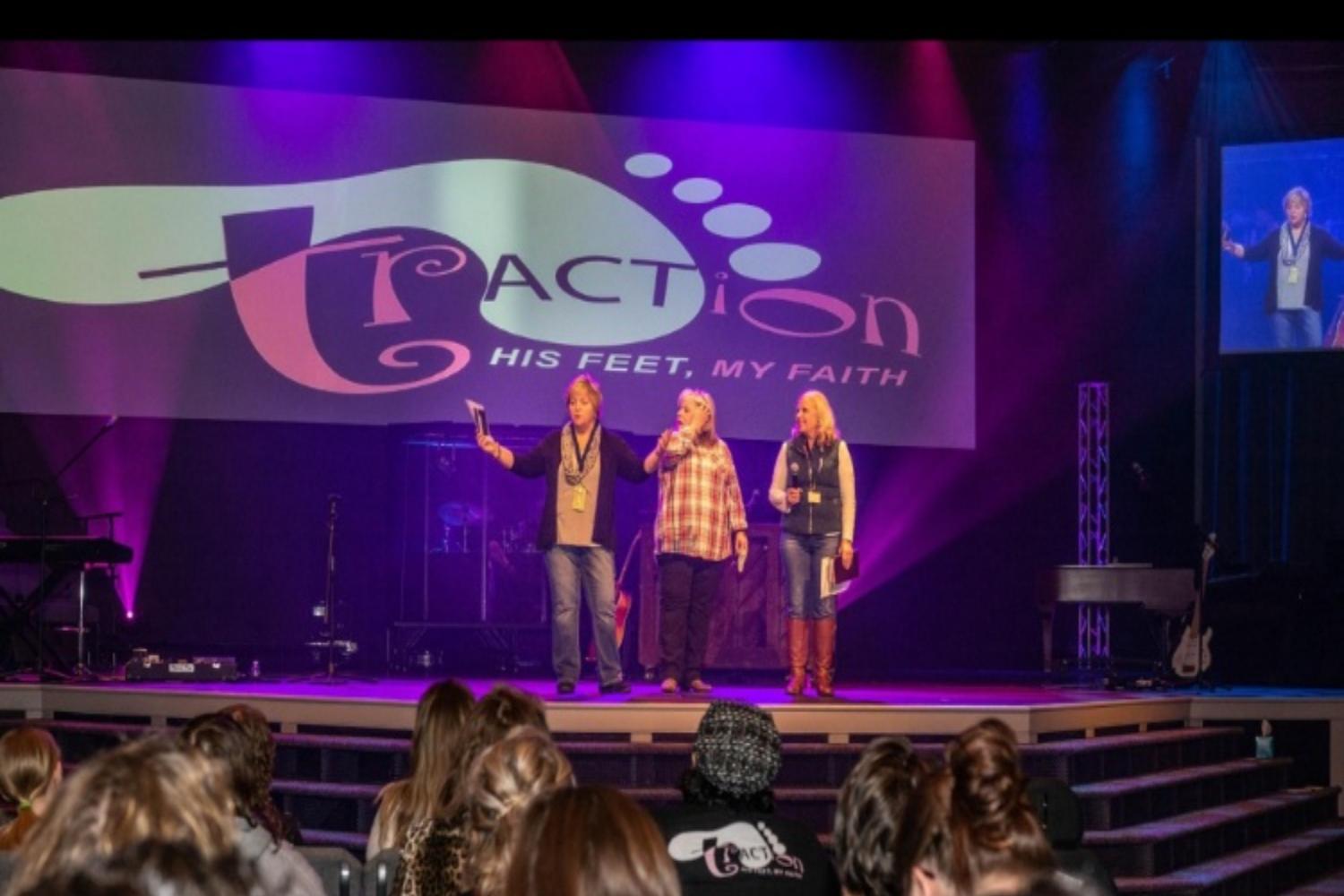 Real trACTion on stage